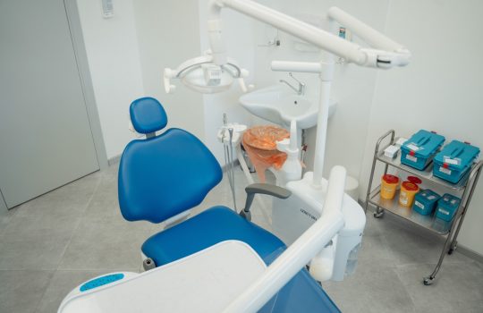 Basic Dental Care Tips for Strong and Healthy Teeth Basic Dental Care Tips for Strong and Healthy Teeth